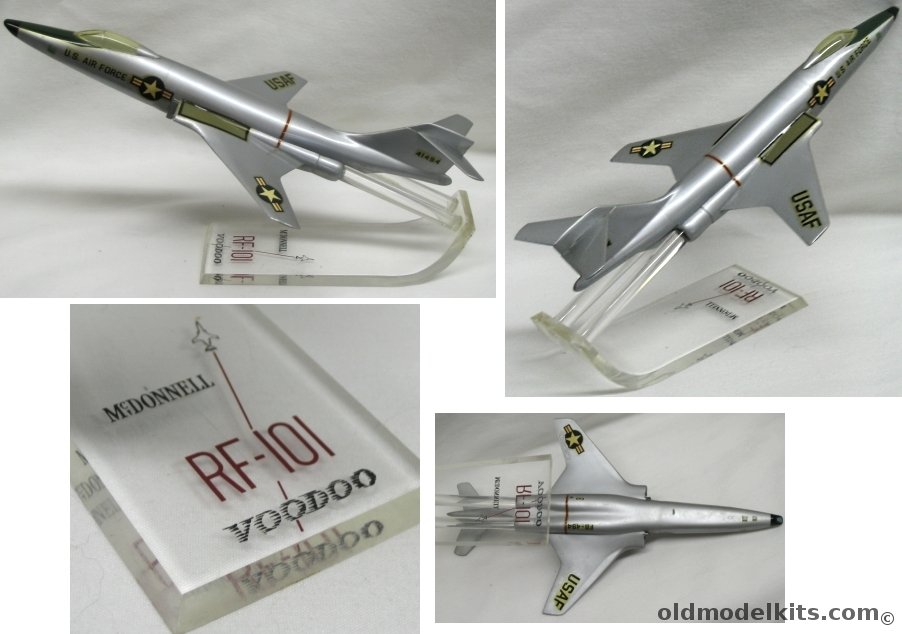 Topping 1/72 McDonnell RF-101 Voodoo Factory Desk Top Model plastic model kit